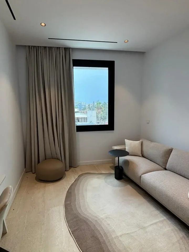 3-bedroom apartments for rent 160 m² in Nicosia, Nicosia - Trypiotis