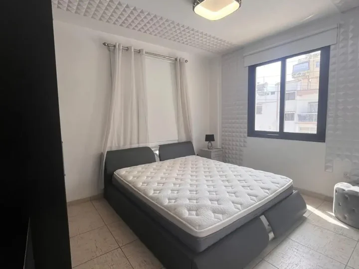 2-bedroom apartments for rent 102 m² in Larnaca, Larnaka - Arch Makarios III