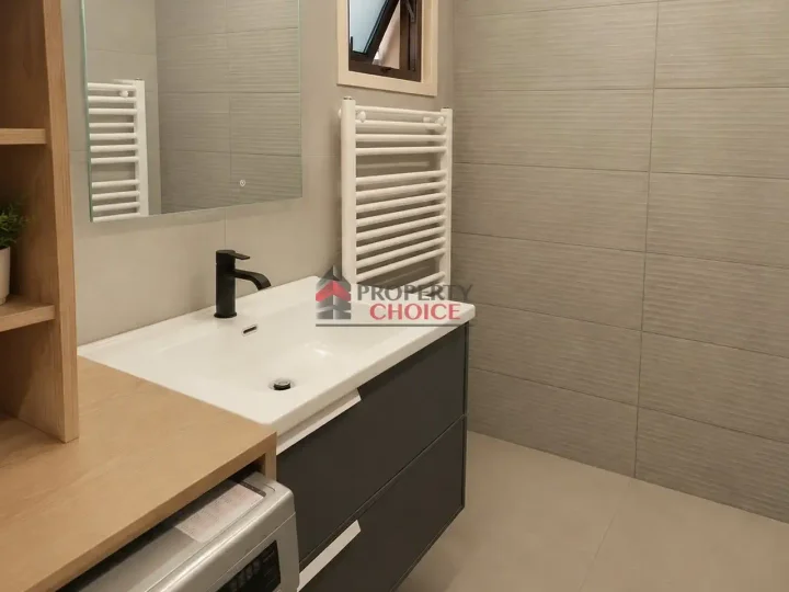 3-bedroom penthouse for rent 130 m² in Nicosia, Palouriotissa