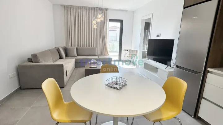 Apartments for rent 80 m² in Limassol, Parekklisia