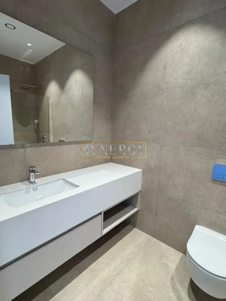 Apartments for rent 100 m² in Nicosia, Nicosia - Trypiotis