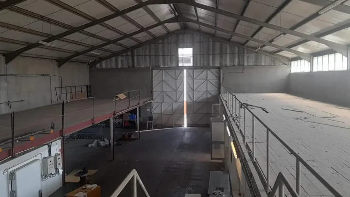 Warehouse 930 m² for rent in Nicosia, Palouriotissa