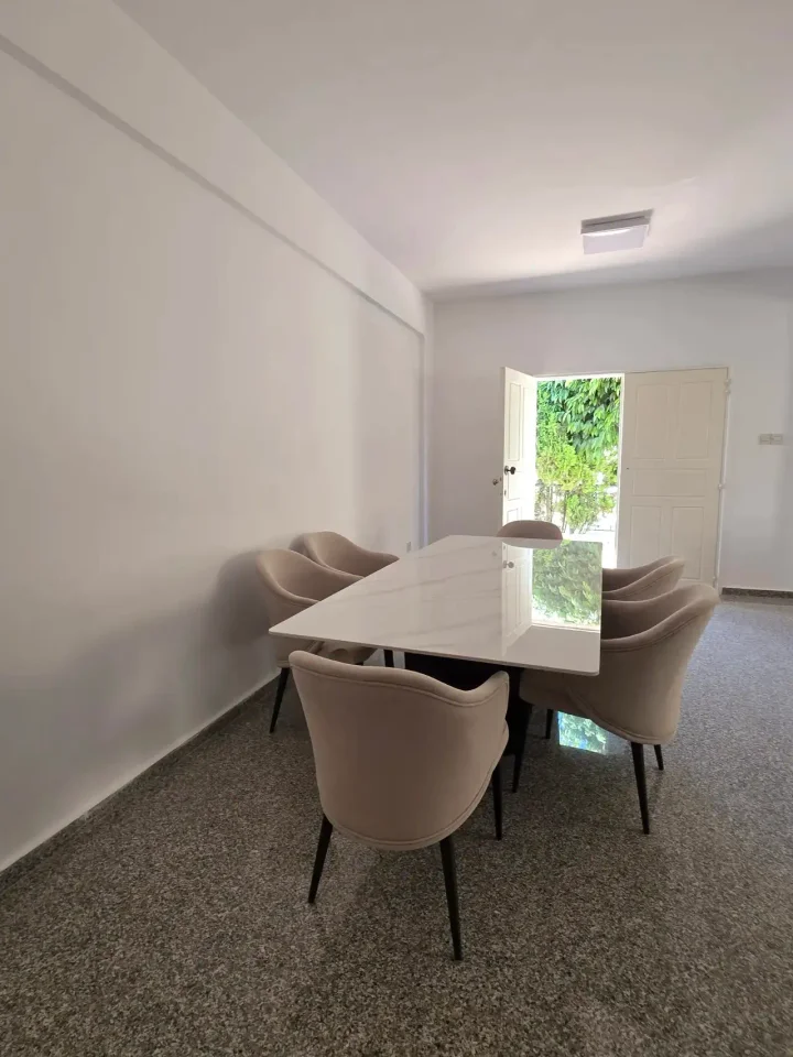 3-bedroom maisonette for rent 170 m² in Limassol, Limassol - Kapsalos