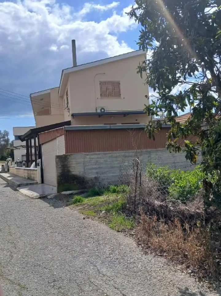 Detached house for rent 365 m² in Paphos, Polemi