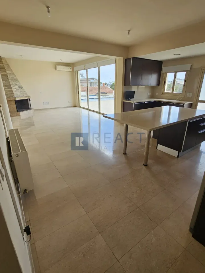 4-bedroom detached house for rent 350 m² in Nicosia, Palouriotissa