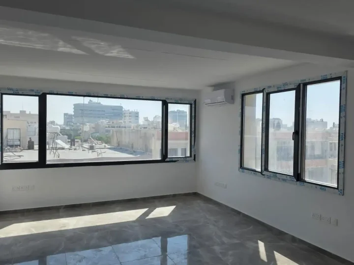 Γραφείο 75 μ² προς ενοικίαση στην τοποθεσία Limassol, Limassol - Katholiki
