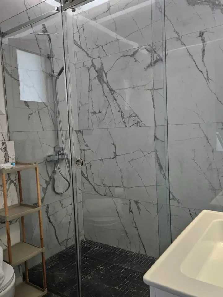 5-спальная отдельный дом в аренду 220 м² в Limassol, Germasogeia Tourist Area