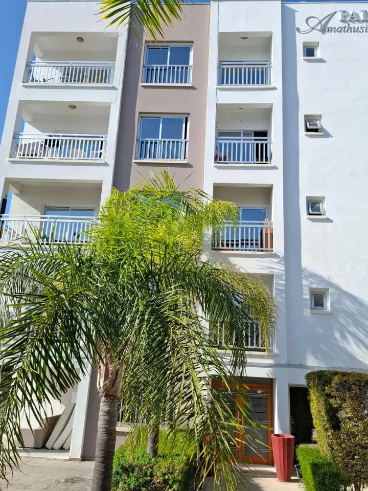 Studio for rent 30 m² in Limassol, Germasogeia Tourist Area