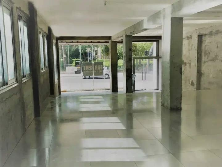 Office 437 m² for rent in Nicosia, Nicosia - Agios Andreas