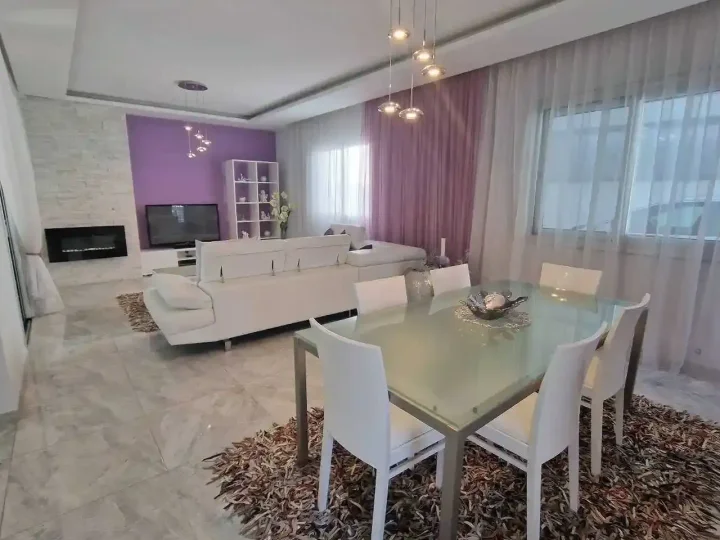 Villa for rent 250 m² in Limassol, Parekklisia