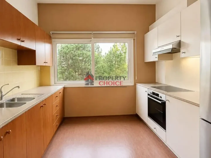 Residential properties for rent 112 m² in Nicosia, Nicosia - Lykabittos