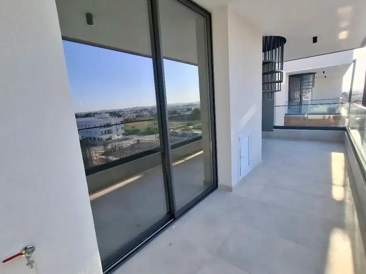 2-bedroom penthouse for rent 140 m² in Larnaca, Livadia Larnakas