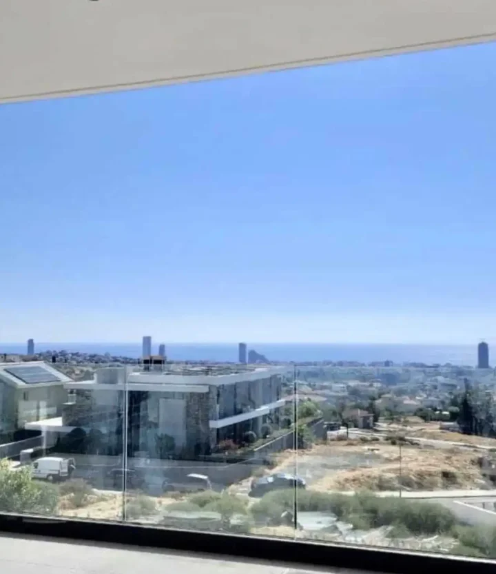 Apartments for rent 100 m² in Limassol, Germasogeia