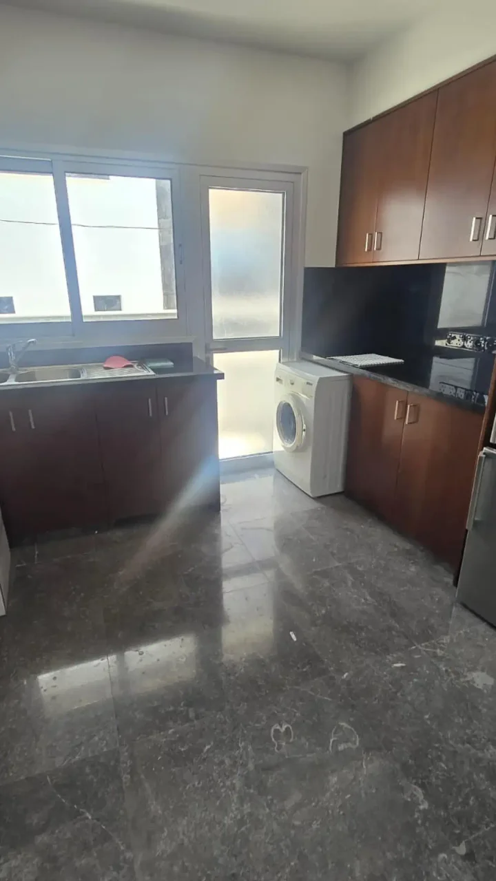 Apartments for rent 150 m² in Limassol, Limassol - Petrou Kai Pavlou