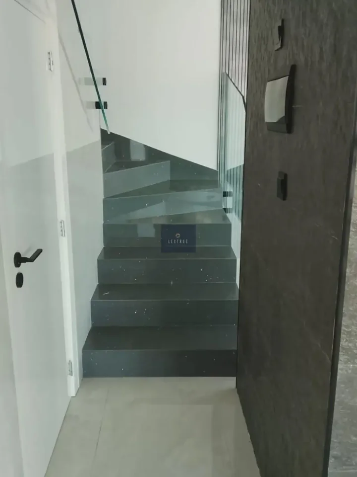 Apartments for rent 140 m² in Limassol, Limassol - Mesa Geitonia
