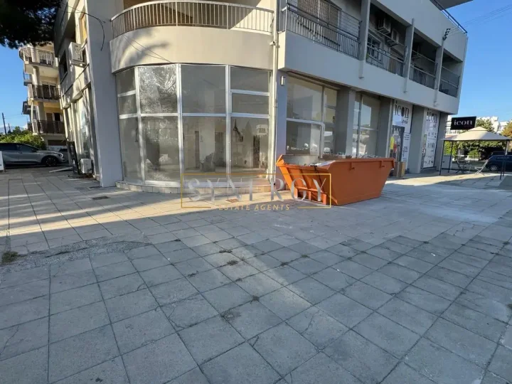 Trading area 95 m² for rent in Nicosia, Agios Dometios - Agios Georgios