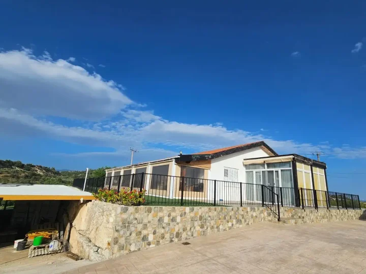Villa for rent 170 m² in Paphos, Amargeti
