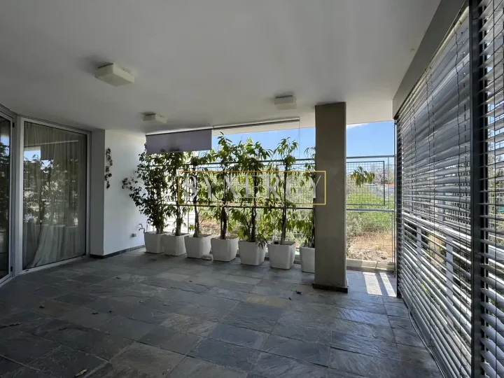 3-bedroom apartments for rent 210 m² in Nicosia, Aglantzia