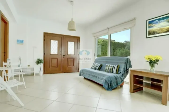 4-bedroom villa for rent 160 m² in Famagusta, Protaras
