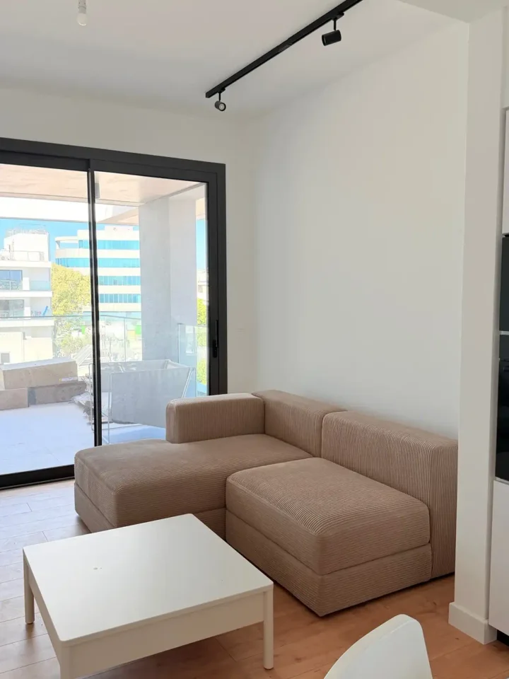 2-bedroom penthouse for rent 78 m² in Limassol, Limassol - Agios Nicolaos