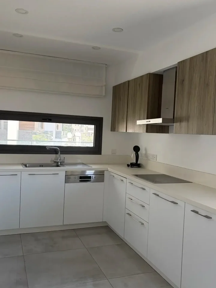 Apartments for rent 95 m² in Limassol, Limassol - Mesa Geitonia