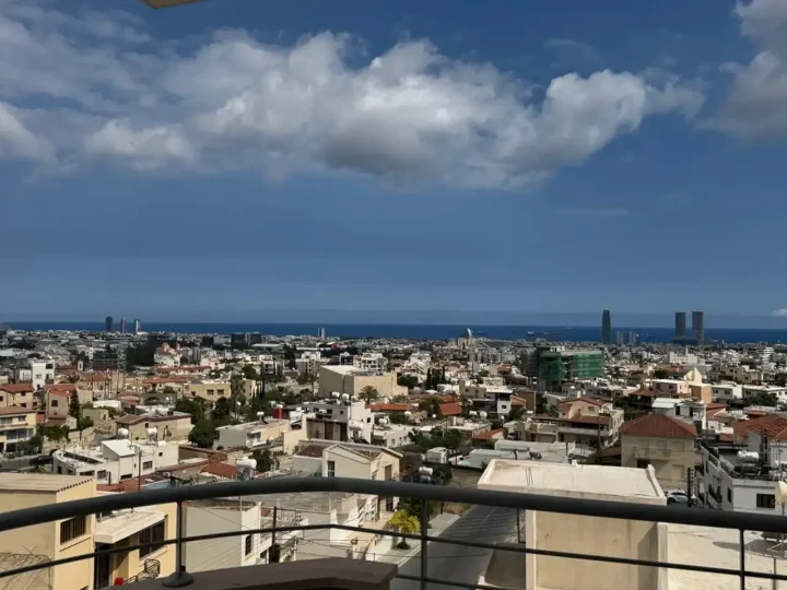 Penthouse for rent 121 m² in Limassol, Agios Athanasios