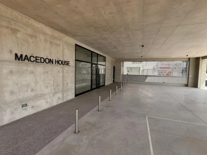Коммерческая недвижимость 1237 м² в аренду в Limassol, Limassol - Agia Fyla