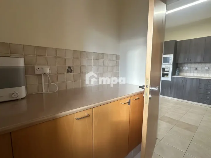 Apartments for rent 125 m² in Nicosia, Strovolos - Stavros