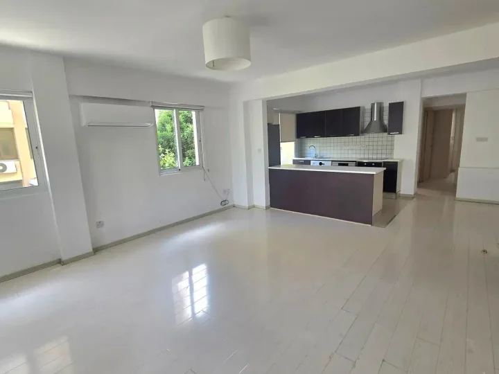 2-bedroom apartments for rent 80 m² in Nicosia, Nicosia - Lykabittos