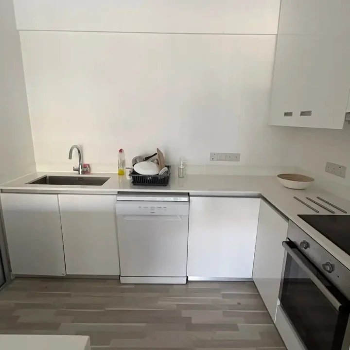 2-bedroom apartments for rent 90 m² in Limassol, Limassol - Mesa Geitonia