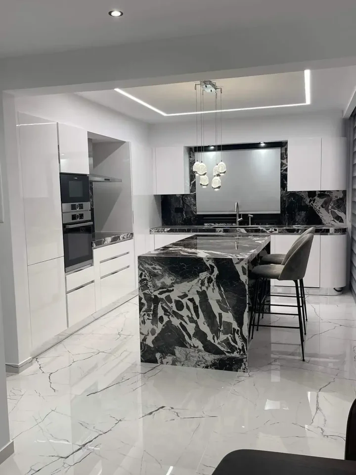 Apartments for rent 168 m² in Limassol, Agios Tychon