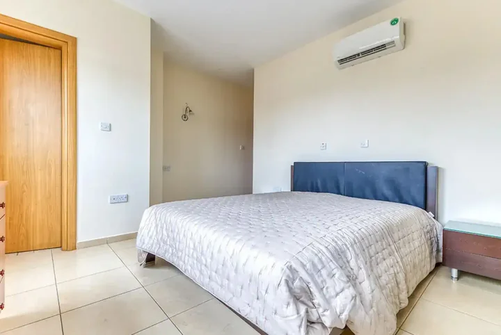 Apartments for rent 170 m² in Limassol, Mouttagiaka Tourist Area