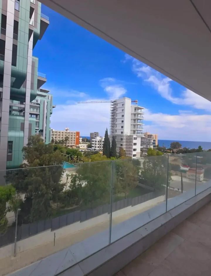 Apartments for rent 216 m² in Limassol, Mouttagiaka Tourist Area
