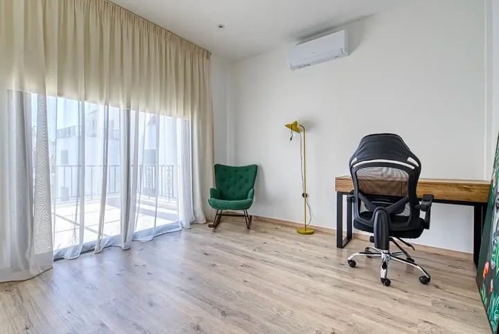 Apartments for rent 120 m² in Limassol, Agios Tychon Tourist Area