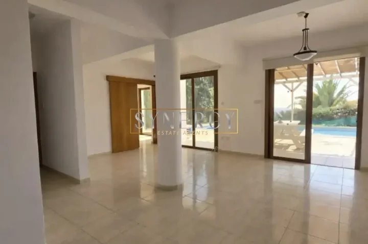 Μονοκατοικία προς ενοικίαση 180 μ² στην τοποθεσία Paphos, Kissonerga