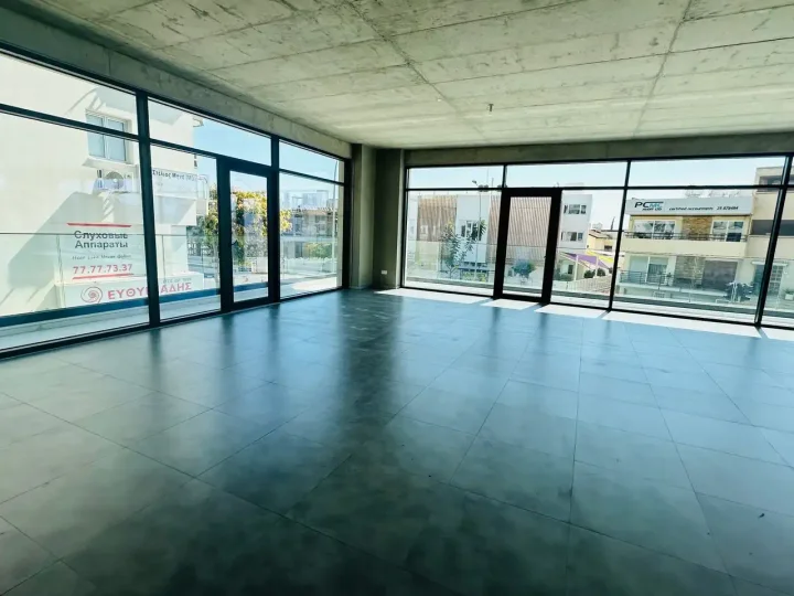 Office 170 m² for rent in Limassol, Limassol - Kapsalos