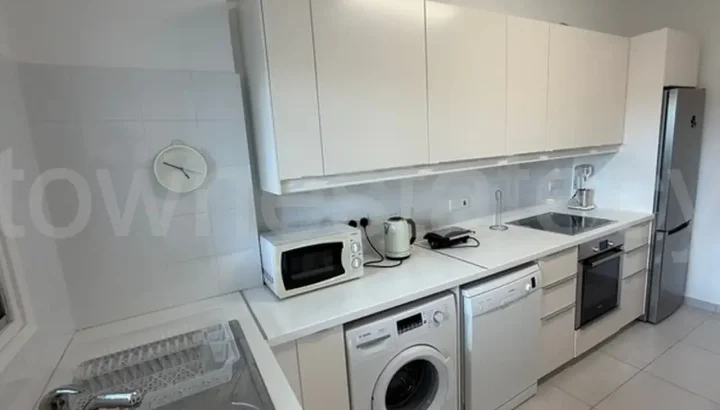 2-bedroom apartments for rent 90 m² in Limassol, Limassol - Neapolis