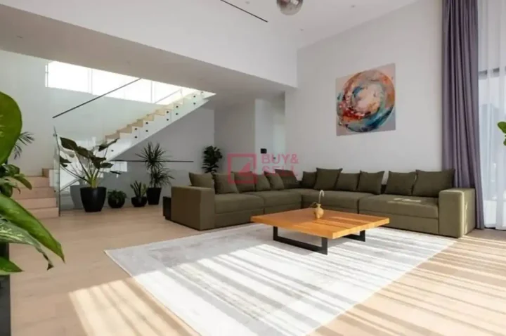 6+ bedroom villa for rent 800 m² in Limassol, Souni