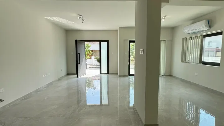 3-bedroom semi-detached house for rent 127 m² in Nicosia, Egkomi