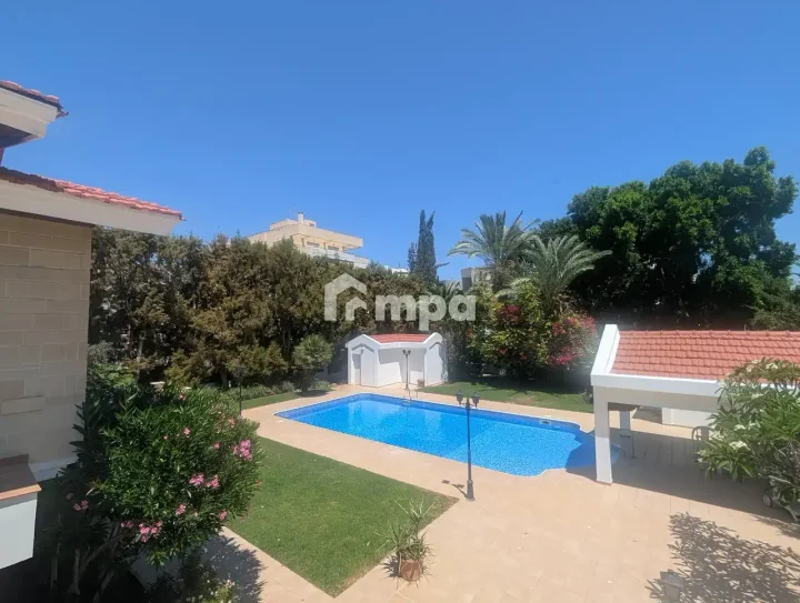Detached house for rent 700 m² in Nicosia, Strovolos - Acropolis