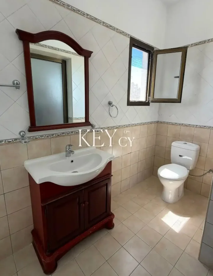 3-bedroom detached house for rent 150 m² in Paphos, Pegeia