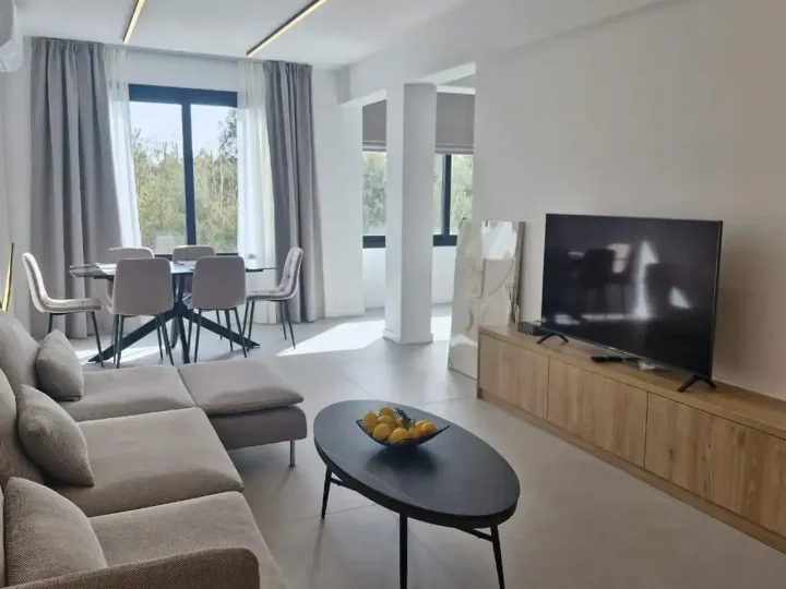 Apartments for rent 105 m² in Limassol, Germasogeia Tourist Area
