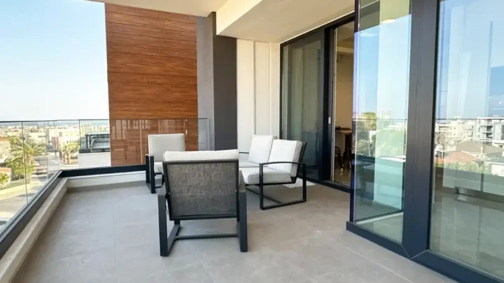 Penthouse for rent 100 m² in Limassol, Limassol - Mesa Geitonia