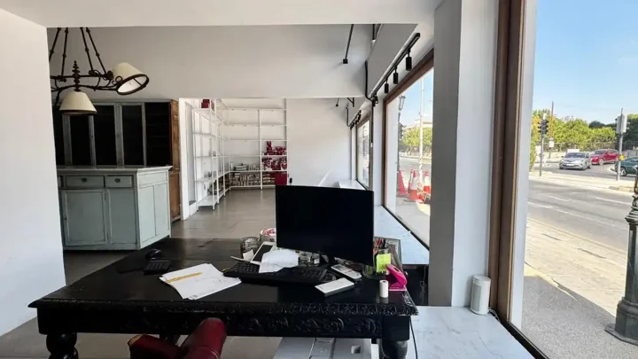 Office 140 m² for rent in Limassol, Limassol - Agia Zoni