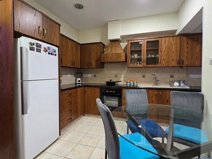 Semi-detached house for rent 100 m² in Limassol, Germasogeia Tourist Area