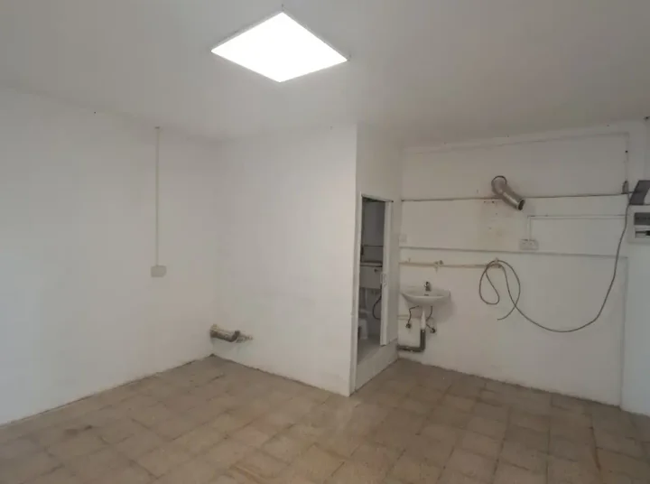Warehouse 104 m² for rent in Nicosia, Nicosia - Kaimakli
