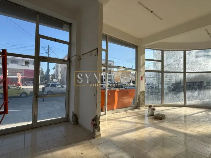 Trading area 95 m² for rent in Nicosia, Agios Dometios - Agios Georgios