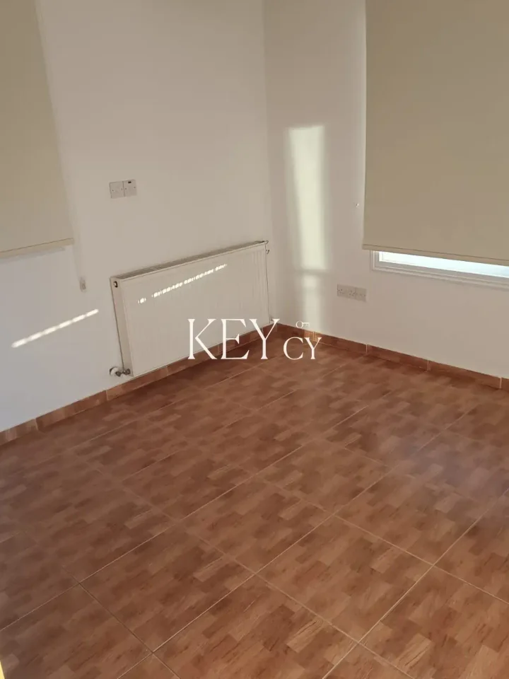 Отдельный дом в аренду 200 м² в Paphos, Tala