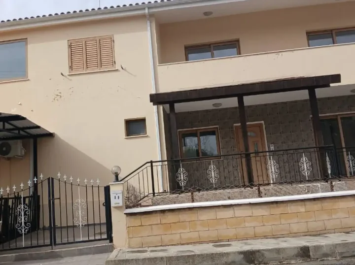 Detached house for rent 365 m² in Paphos, Polemi