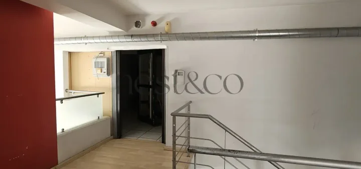 Office 180 m² for rent in Limassol, Limassol - Katholiki